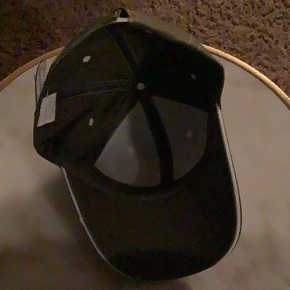 🧢 Dry Eraser Cap 🧢 - Picture 3 of 4